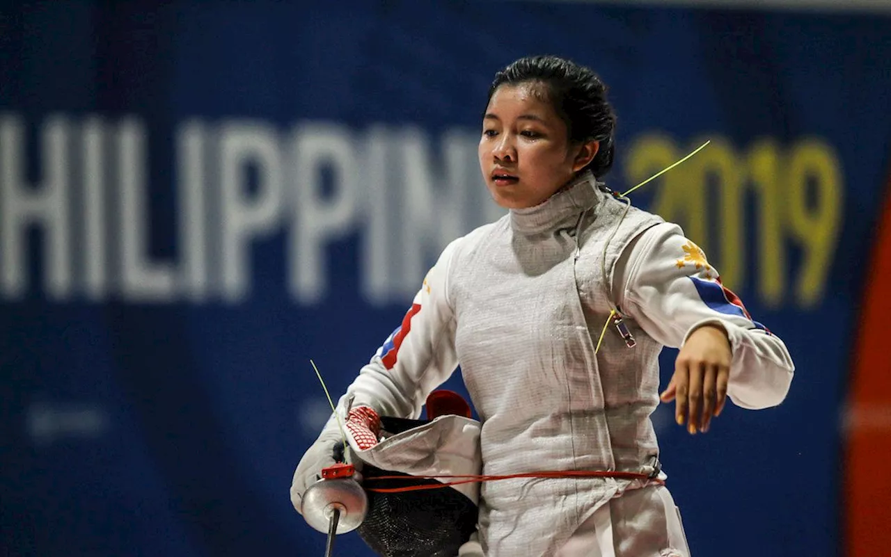 Fearless fencer: Samantha Catantan overcomes injury to earn Paris Olympics berth