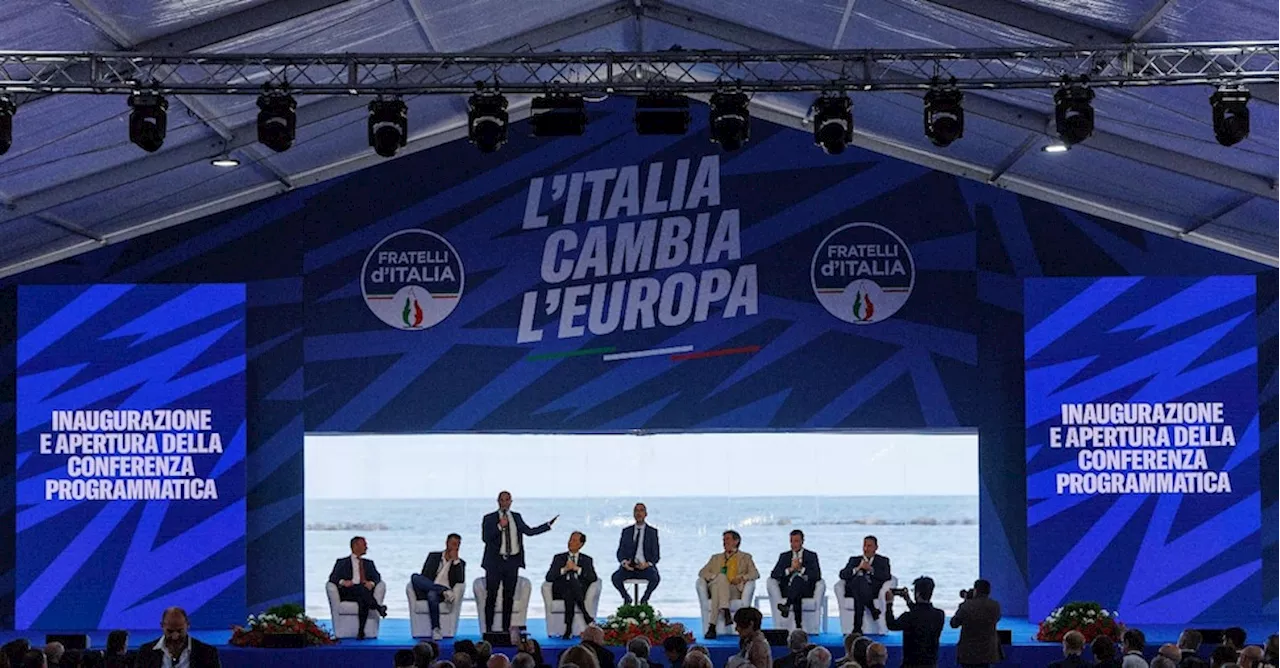 A Pescara la kermesse di Fdi, Meloni a un passo dalla candidatura