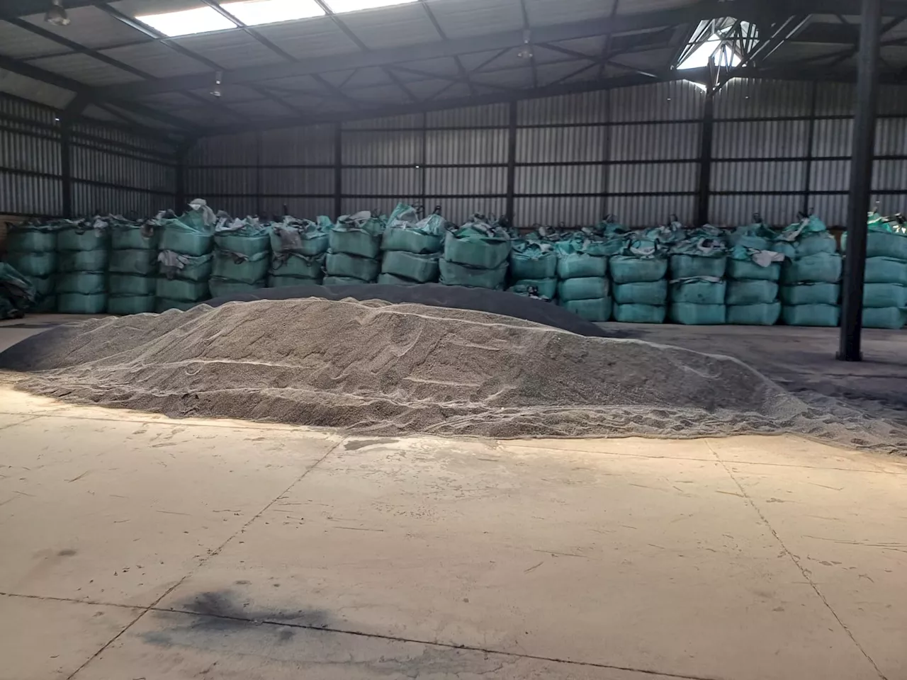 SAPS recovers stolen minerals worth R15 million in Joburg warehouse