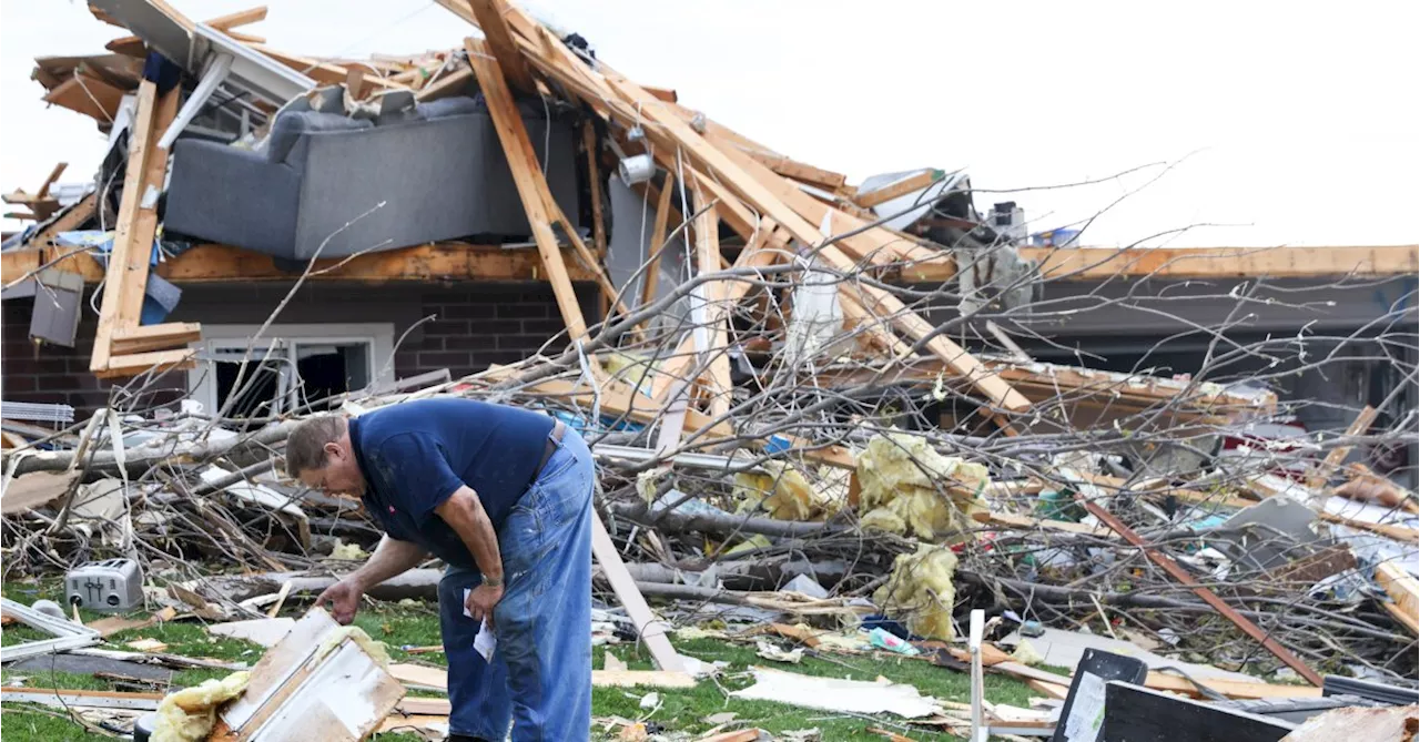 Tornadoes Strike in Nebraska and Iowa, Destroying Homes