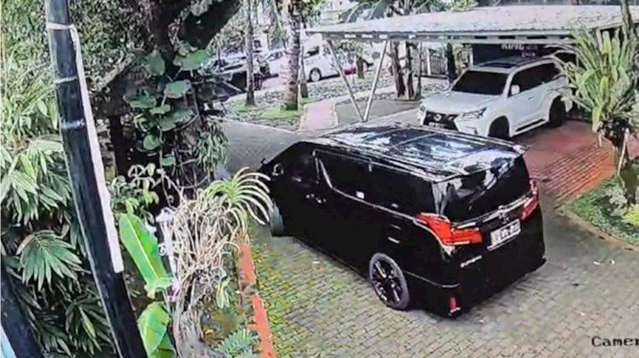 Polisi Manado Akhiri Hidup di dalam Mobil di Mampang, 13 Saksi Diperiksa Termasuk Pemilik Rumah