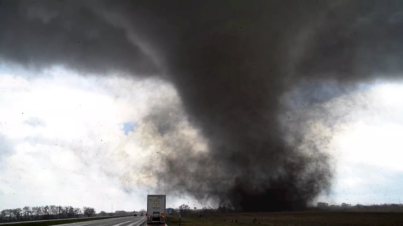 Tornadoes rip through Plains, with more possible Saturday