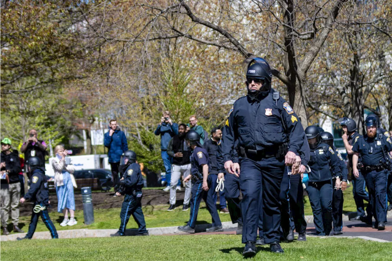 Police detain 100, clear pro-Palestinian encampment at Northeastern