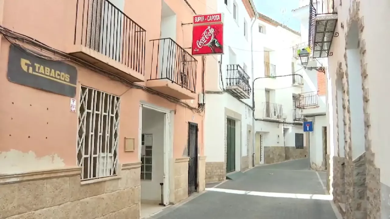 Un pueblo de Castellón lucha por no perder su única tienda: ofrecen el local gratis