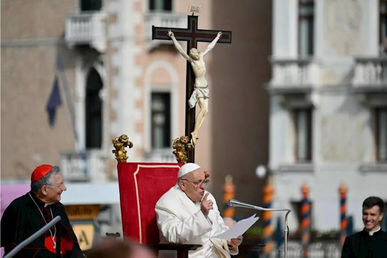 Il Papa a Venezia, il sovraffollamento delle carceri è un problema, tutelare la dignità