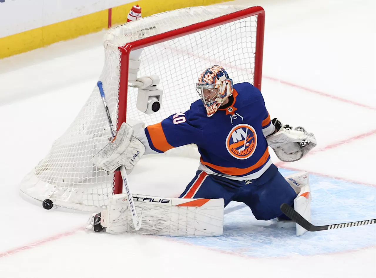 Unflappable Semyon Varlamov now the go-to guy in net for on-the-brink Islanders