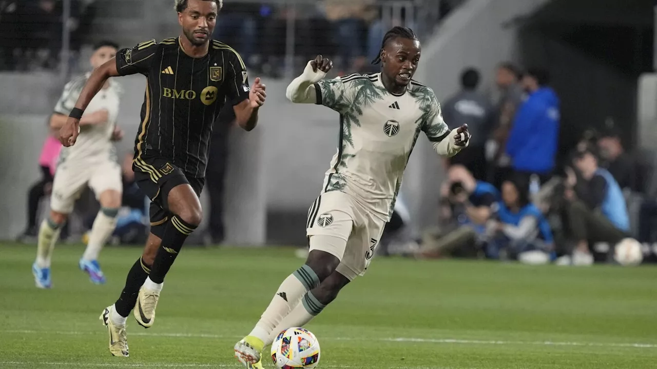 Denis Bouanga's stoppage-time goal helps LAFC beat Timbers 3-2