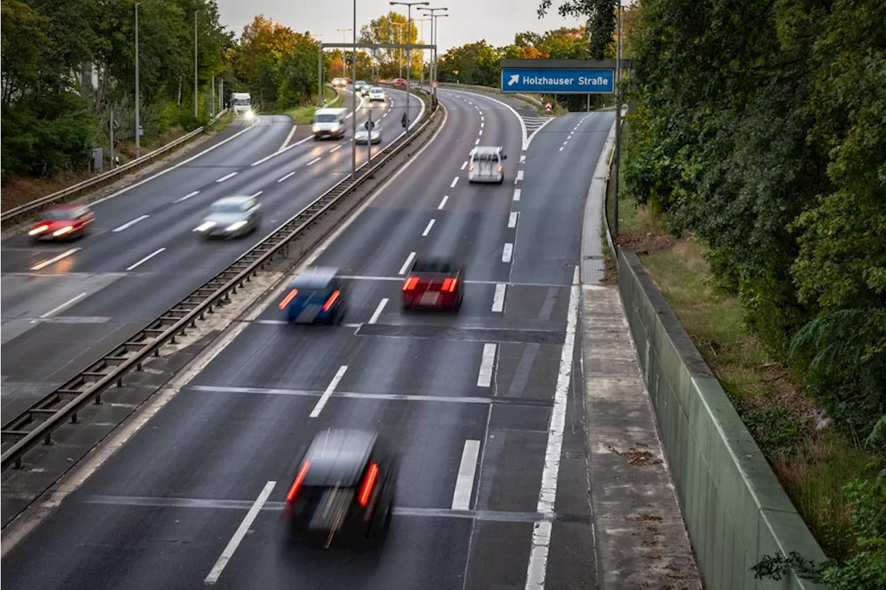 Berlin: Polizei stoppt rasenden Motorradfahrer ohne Führerschein