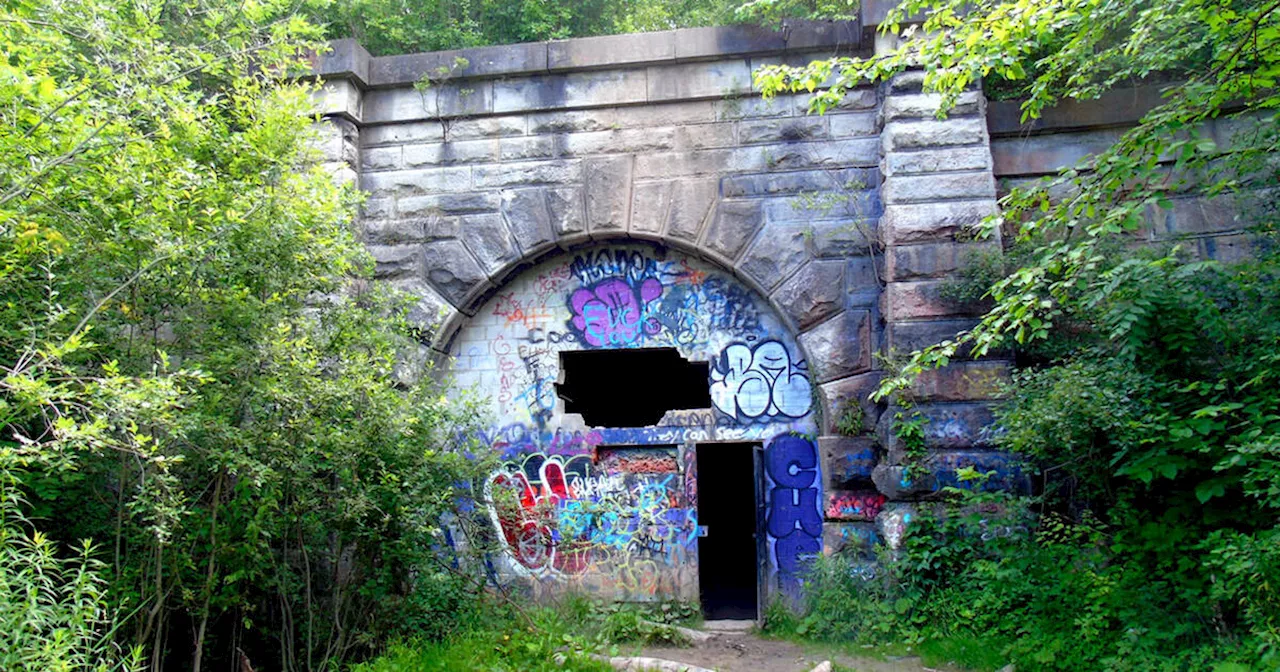 This spooky abandoned tunnel in Ontario is an epic photoshoot destination