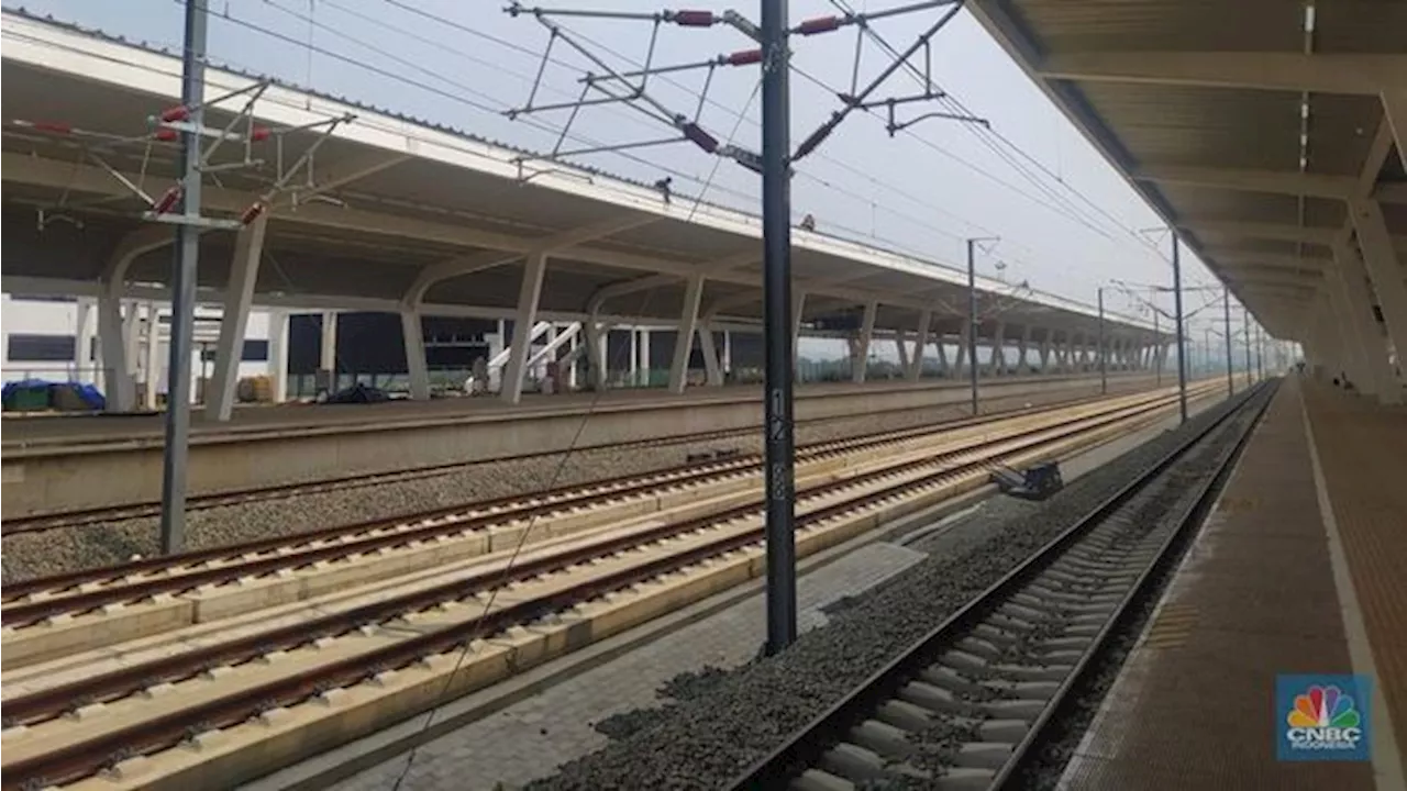 Kereta Cepat Whoosh Tak Setop di Stasiun Karawang, KCIC Buka Suara