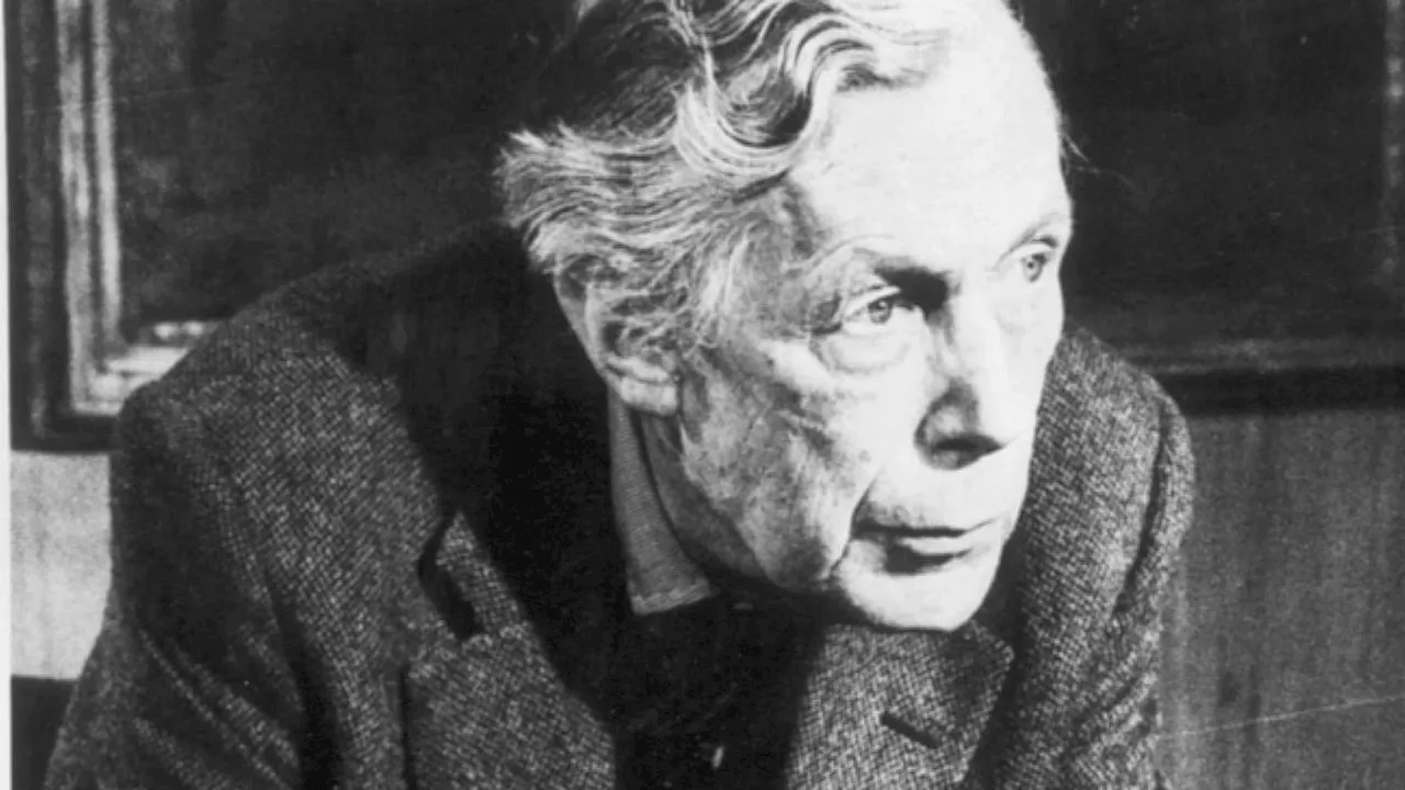 Anthony Blunt, spia sovietica, «ha passato informazioni ai nazisti» : un saggio accusa lo storico dell'arte britannico