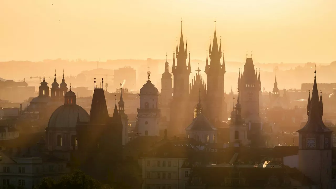 29 April 2013: Ledakan Gas Dahsyat Seperti Bom Rusak Gedung Kantor di Pusat Kota Praha, 35 Orang Terluka