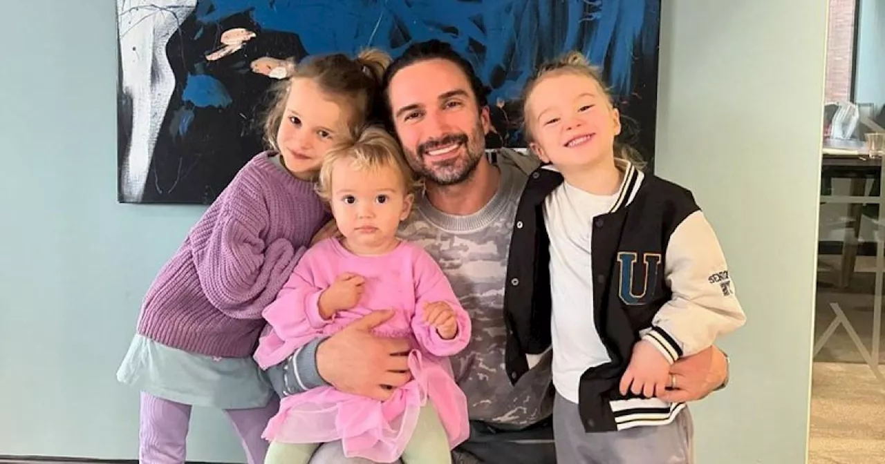 Joe Wicks' parenting defended as daughter, 5, wields 'proper sharp' knife