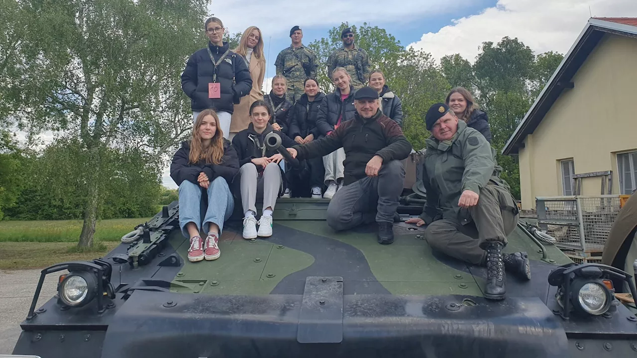 Am TÜPl Bruckneudorf: Girls' Day 2024 beim Bundesheer