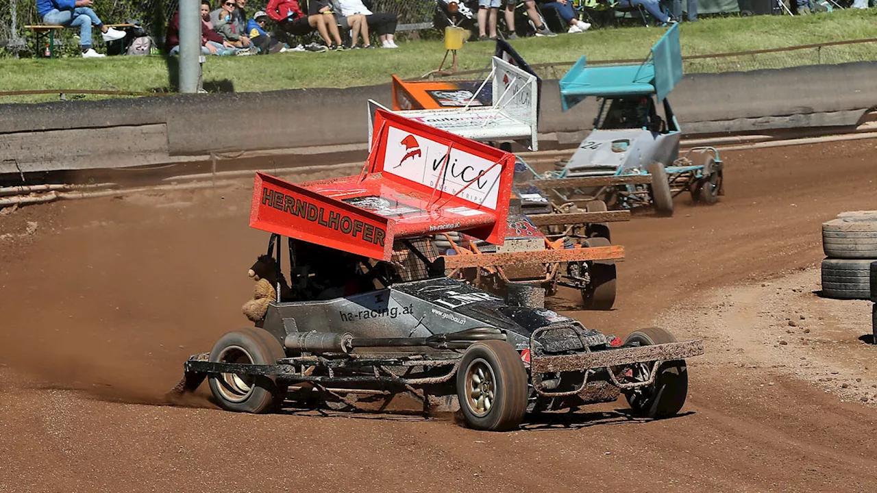 Titelfavoriten setzten sich beim Saisonstart in Natschbach durch