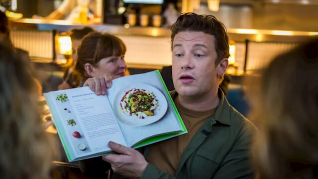 Jamie Oliver 25 jaar op de buis: 'Een mix van autoriteit en nuchter thuis koken'