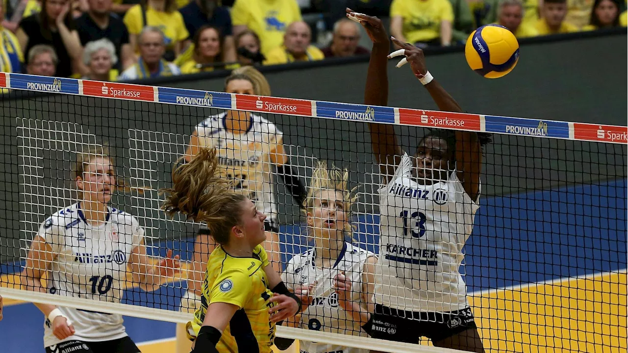 Titel-Hattrick für Stuttgarts Volleyballerinnen