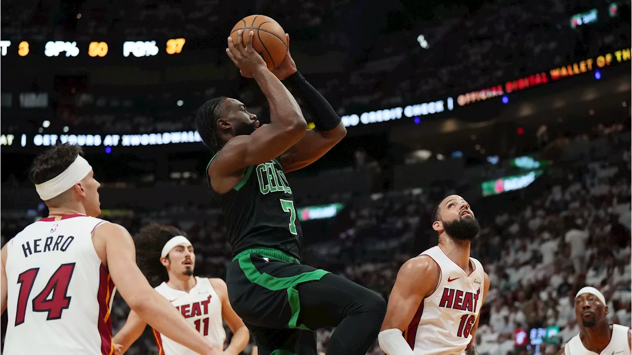 Jaylen Brown Shares Message to Celtics During Game 3 Win vs. Heat