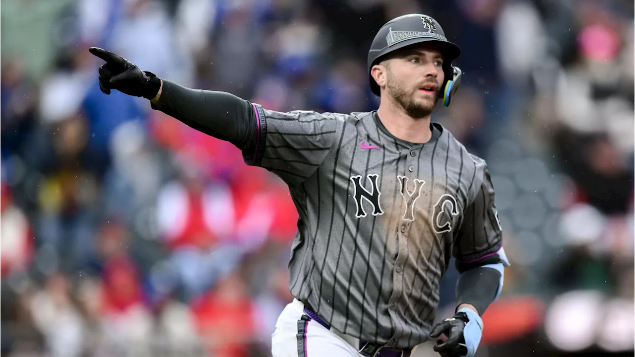 Watch New York Mets Star Slam Career Milestone Home Run