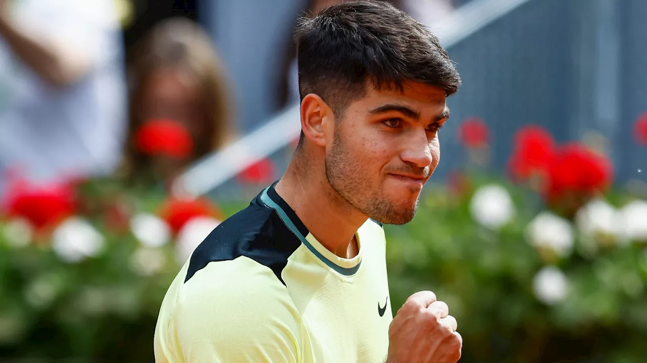 Madrid Open: Carlos Alcaraz into fourth round with straight-sets victory over Thiago Seyboth Wild