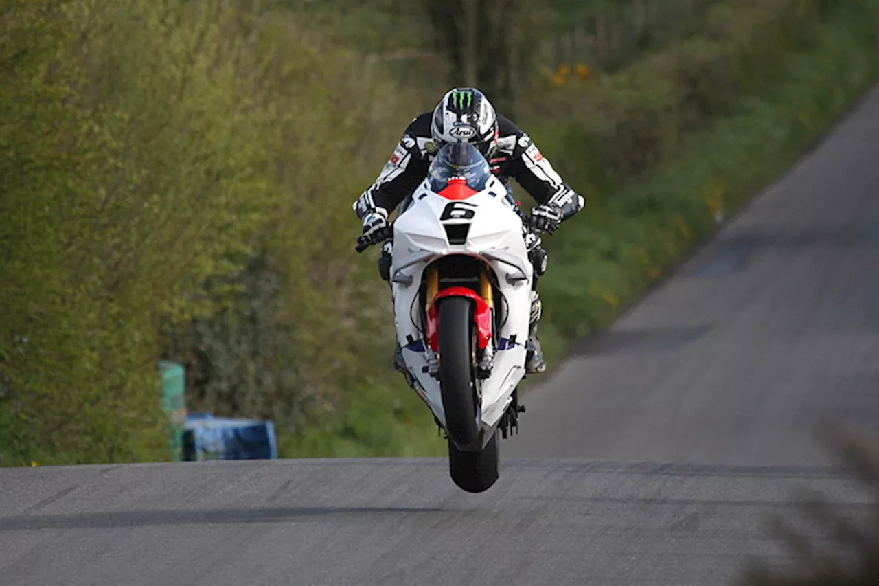 Cookstown 100: Sieg und Sturz von Michael Dunlop