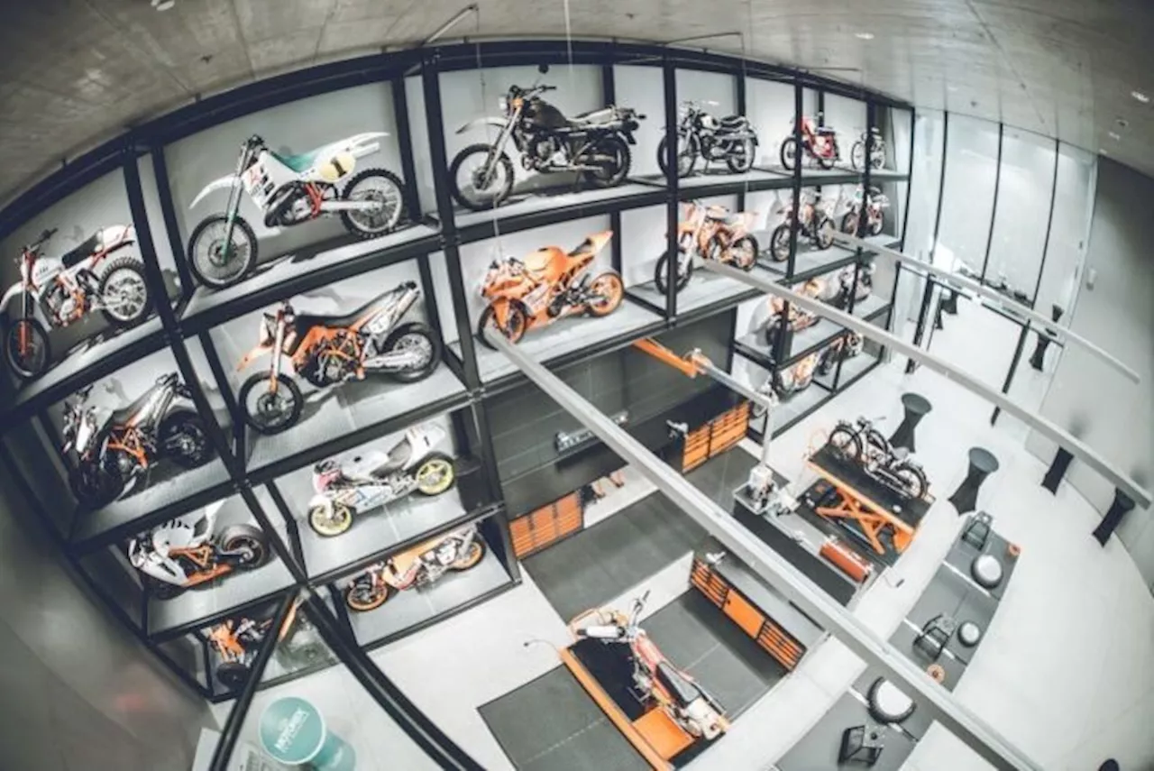 Mekka für KTM-Fans: KTM Motohall lädt zum Besuch ein