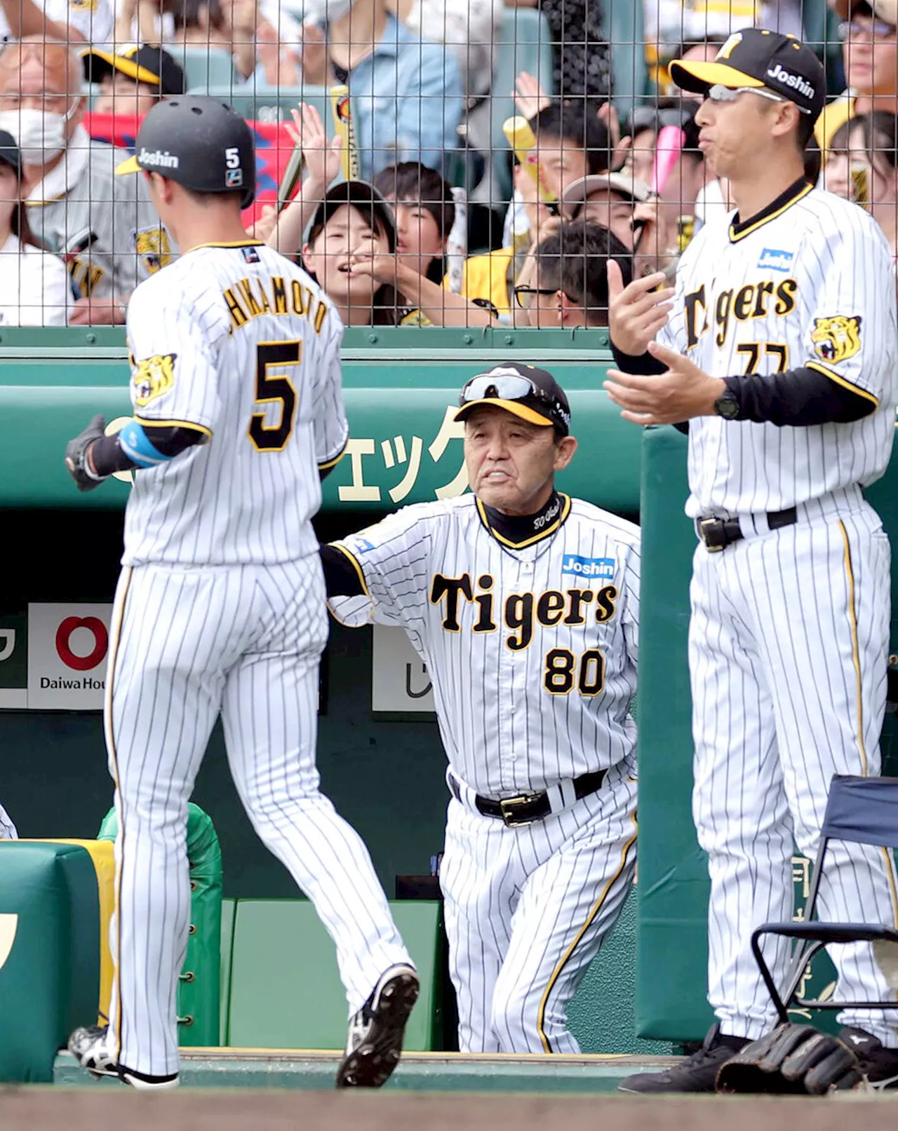 【阪神】岡田彰布監督、今季初ベンチスタートの佐藤輝明に注文「ストライクを打ってくれたら」一問一答