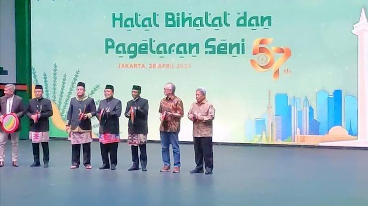 Mahfud MD dan Ketua Tim Hukum AMIN Hadiri Halal Bihalal Ikatan Keluarga Alumni UII, Mau Baca Puisi