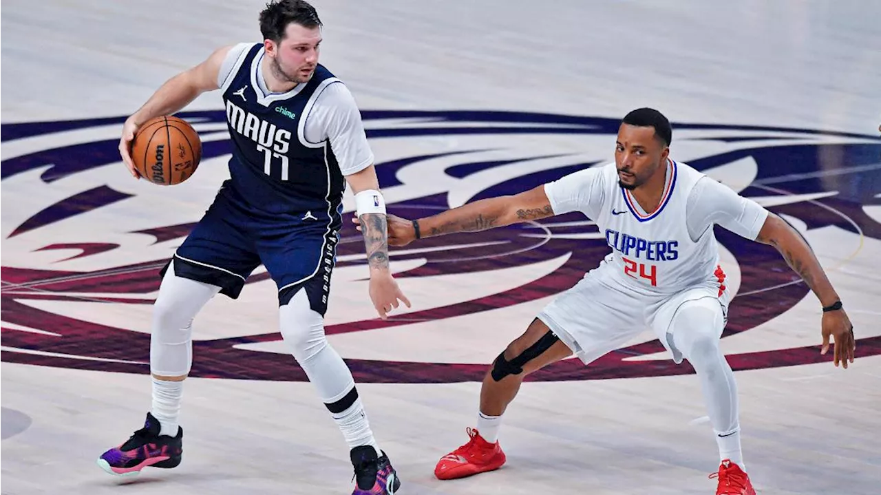 Game 4: Dallas Mavericks lose to the LA Clippers 111-116