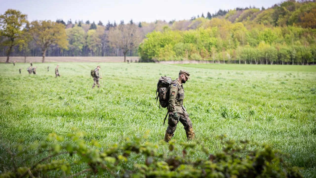 Niedersachsen: 800 Einsatzkräfte suchen weiter nach Arian