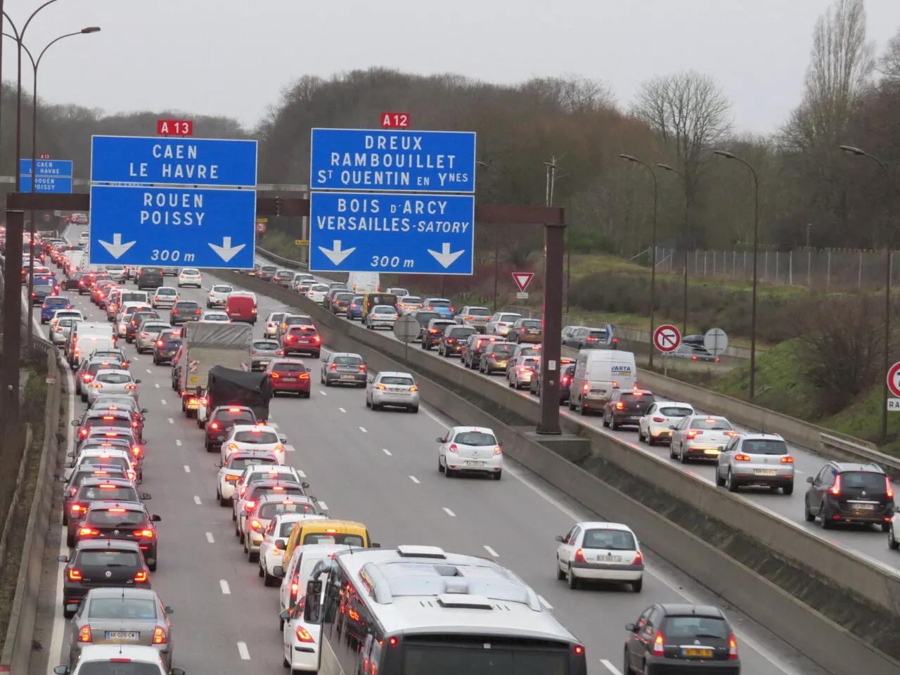 Fermeture de l'A13 entre Paris et Vaucresson : 'On ne rouvrira pas pleinement de suite'