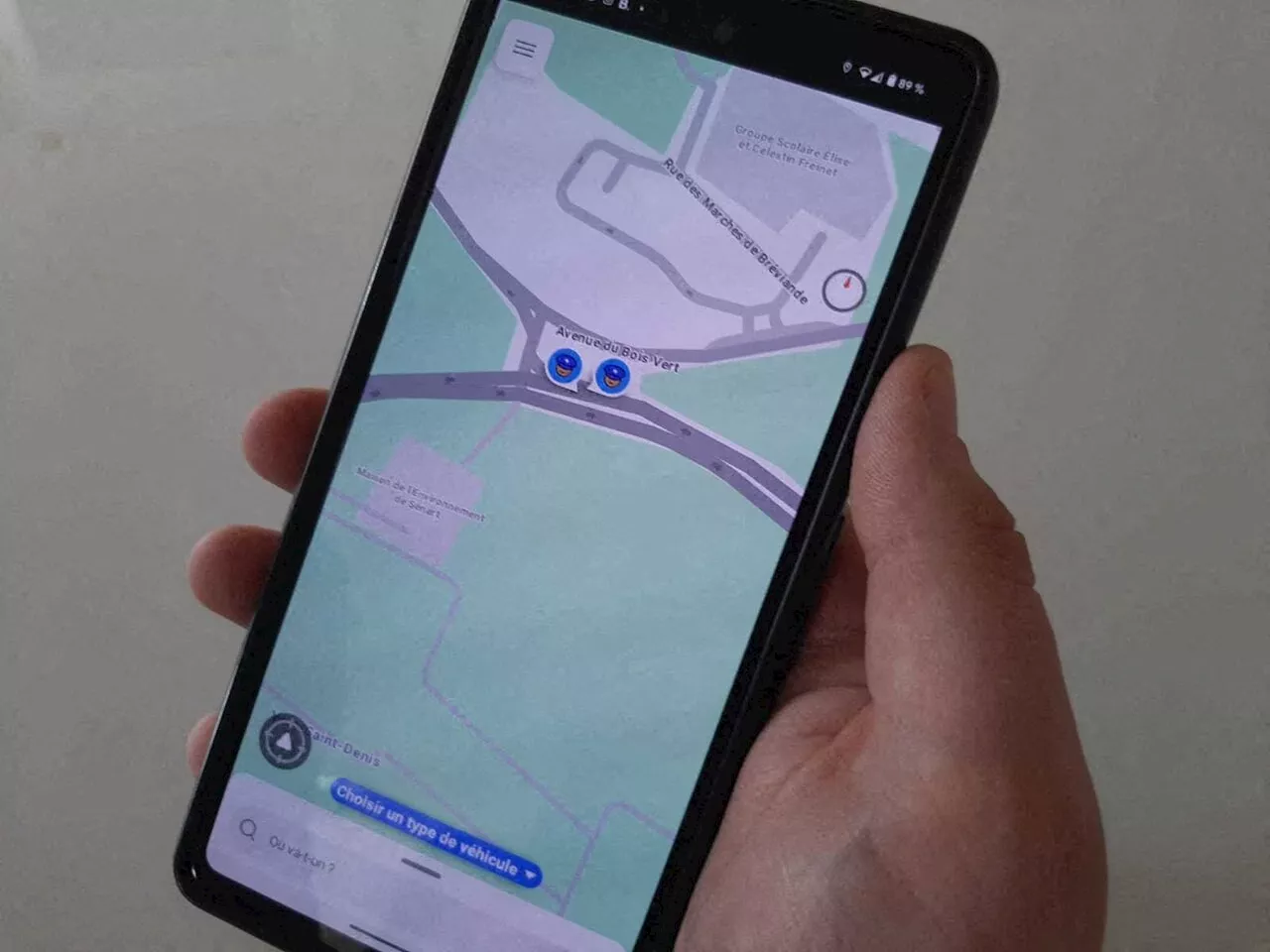 Seine-et-Marne : l'adresse d'un policier divulguée sur l'application Waze, une enquête ouverte