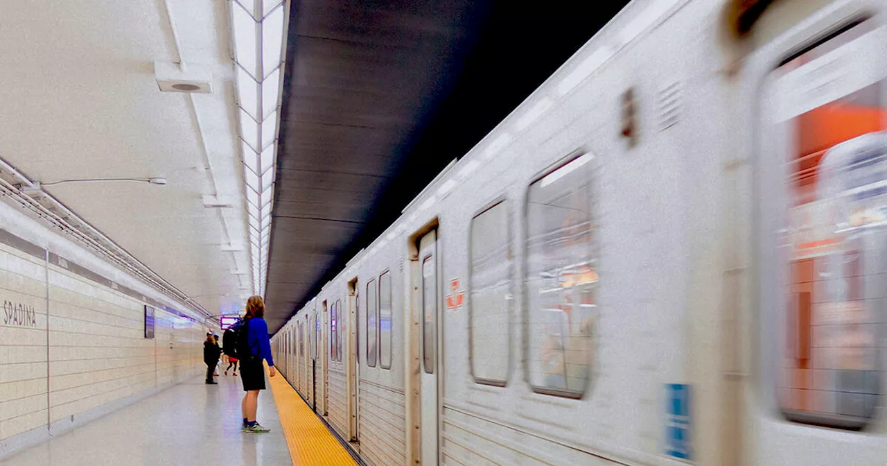 Transit workers support TTC strike that could shut down Toronto