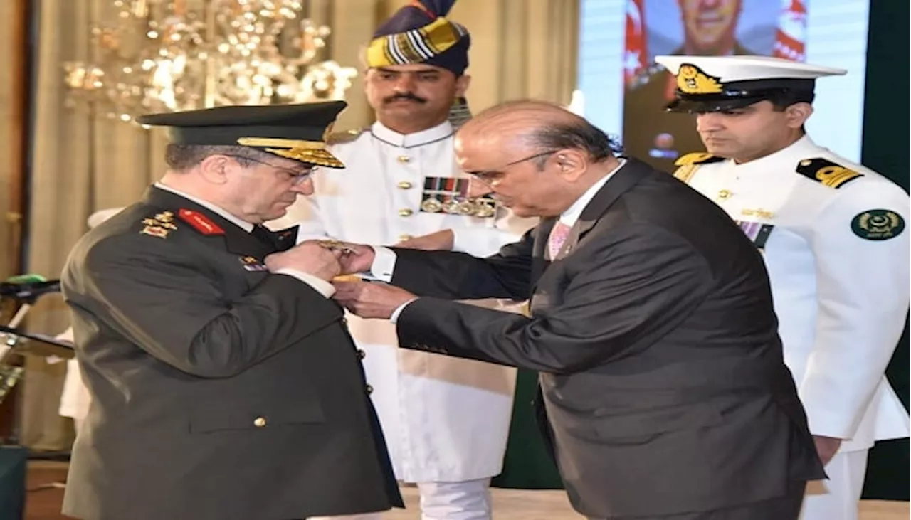 President confers Nishan-i-Imitaz (M) upon Commander Turkish Land Forces