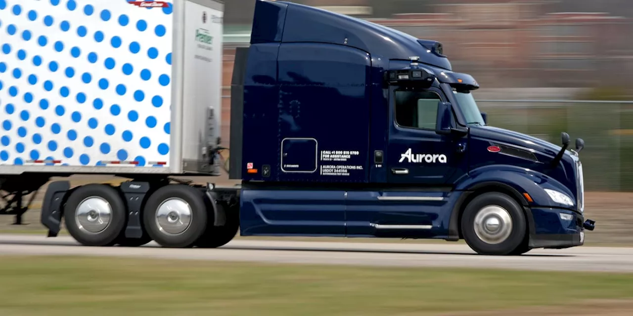 Tractor-trailers with no one aboard? The future is near for self-driving trucks on US roads