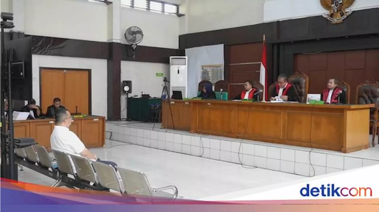 Hendri Zainuddin Jalani Sidang Perdana Kasus Dana Hibah KONI Sumsel