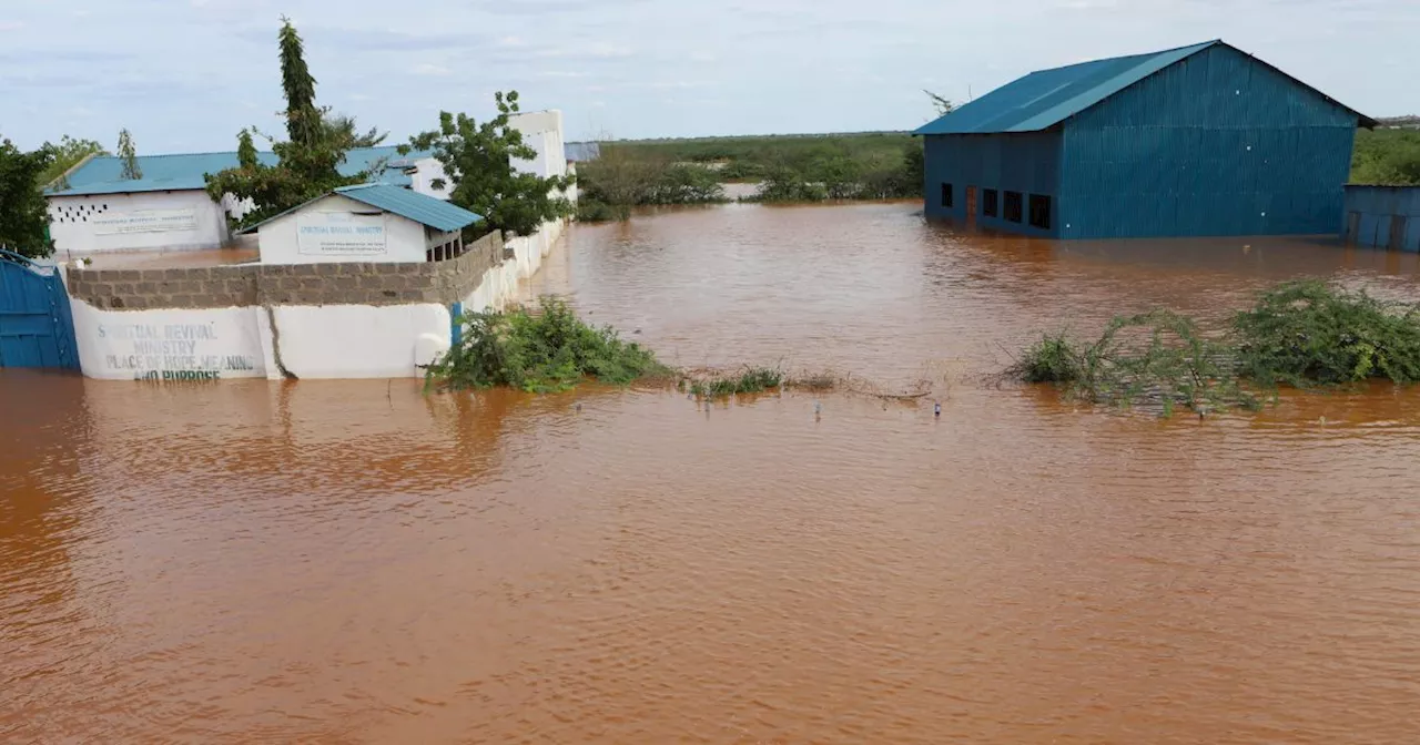 Inondazioni in Kenya, crolla una diga a nord di Nairobi e uccide più di 40 persone