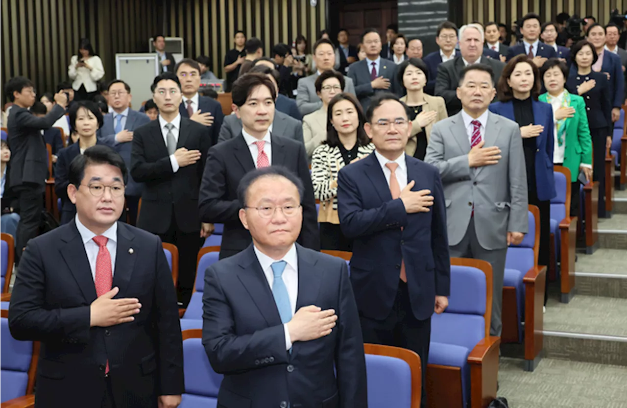 윤재옥, 국민의힘 비상대책위원장에 황우여 지명···당선인 총회서 추인