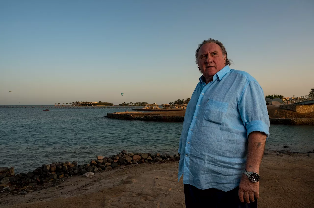 Agressions sexuelles: Gérard Depardieu convoqué pour être placé en garde à vue