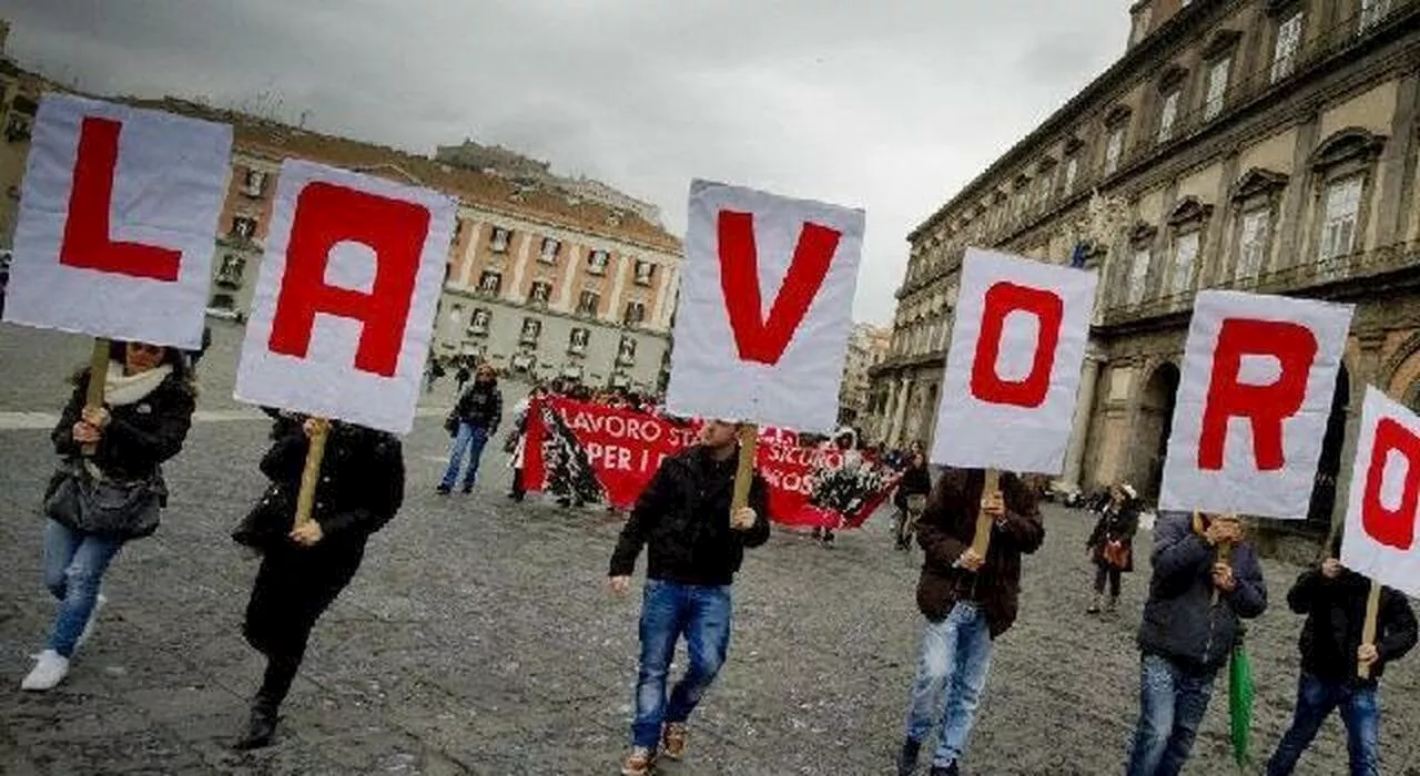 Povertà e disagio, l'Italia dei precari: a rischio il 15% della popolazione, 6,6 milioni di poveri (anche se l