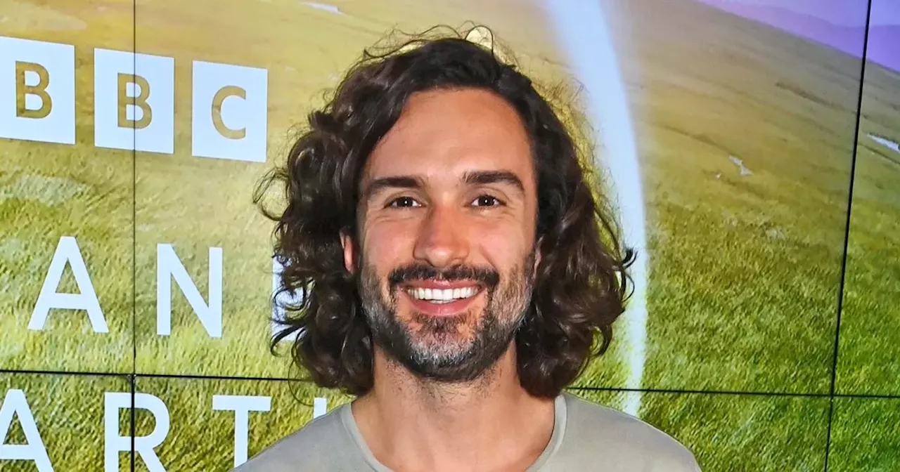 Joe Wicks divides fans over video of daughter, 5, using huge knife ...