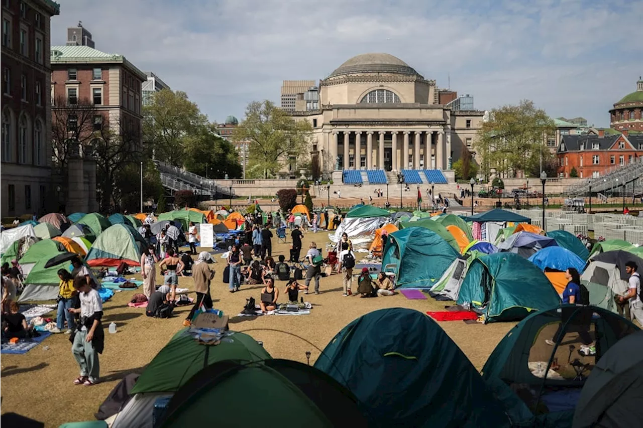 White House urges 'peaceful' pro-Palestinian campus protests after hundreds arrested