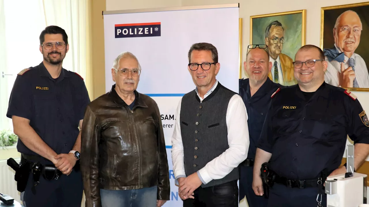 Kaffeetrinken mit der Polizei in Hainburg