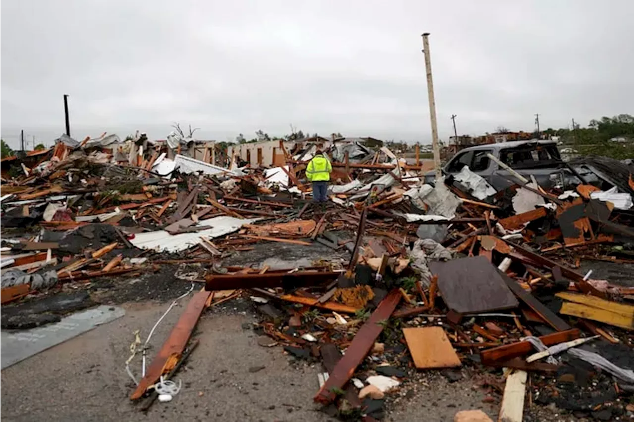 Oklahoma towns hard hit by tornadoes begin long cleanup after four were killed in weekend storms