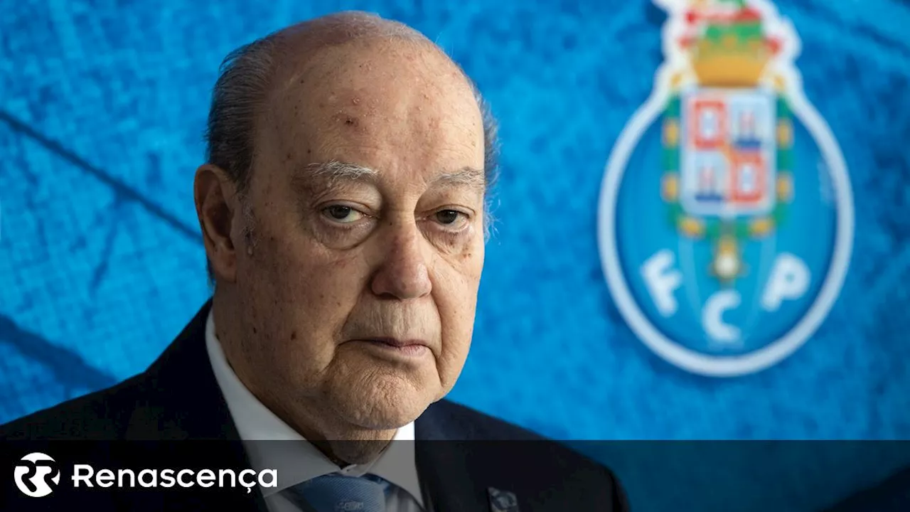 Pinto da Costa ligou a André Villas Boas a dar-lhe os parabéns