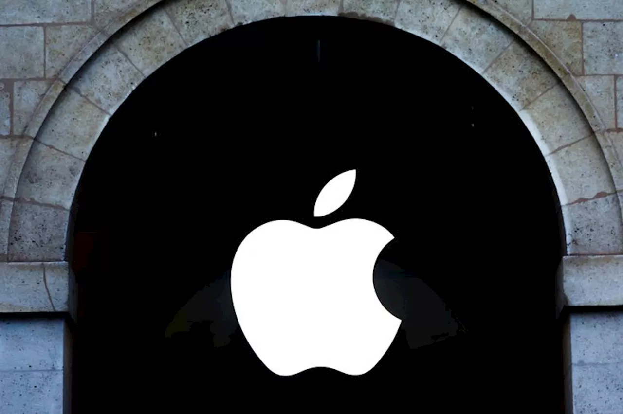 Apple shares rise 3% after analyst upgrade