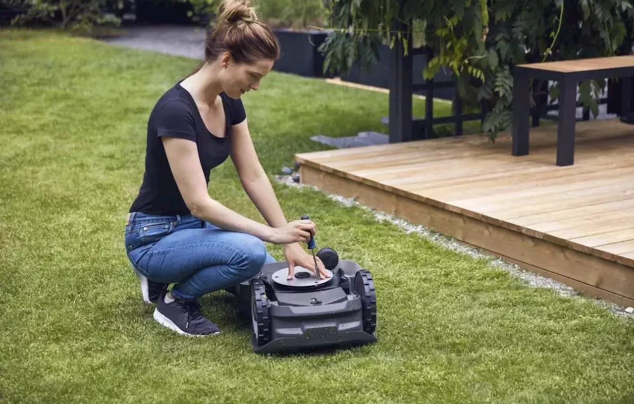 Le très demandé robot tondeuse Husqvarna Automower 305 fait un carton avec cette offre limitée de printemps