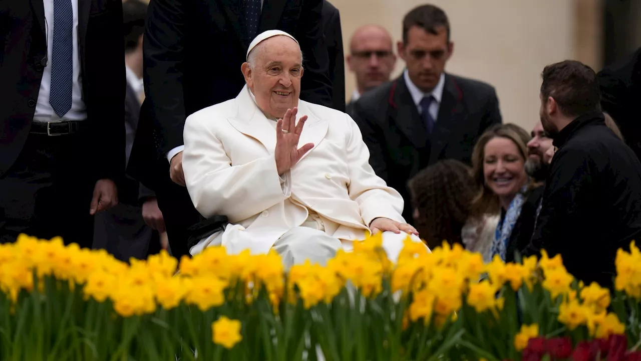 Pope Francis leads moment of silence for aid workers killed in Gaza