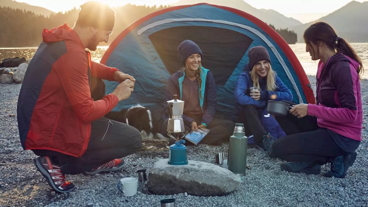 Lange Trekkingtouren: Dieses Essen sollte in den Rucksack