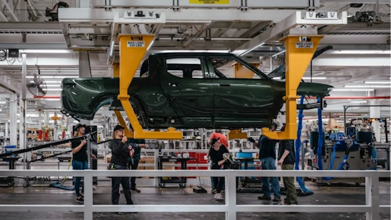 Plunging Pickup Truck Sales Threaten Detroit’s Profit Engine